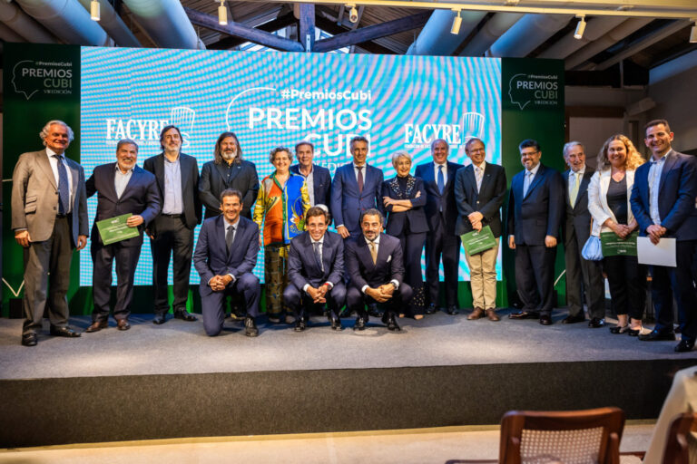 PREMIOS CUBÍ 2024